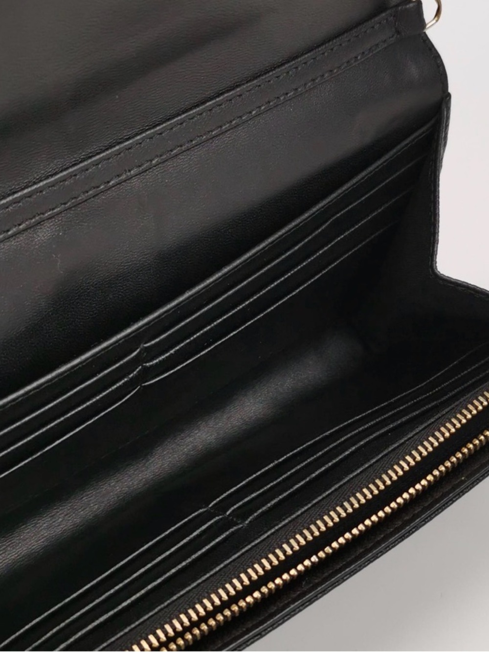 Diorama Black Leather Crossbody with Gold Shield Clasp - Picture 5 of 9
